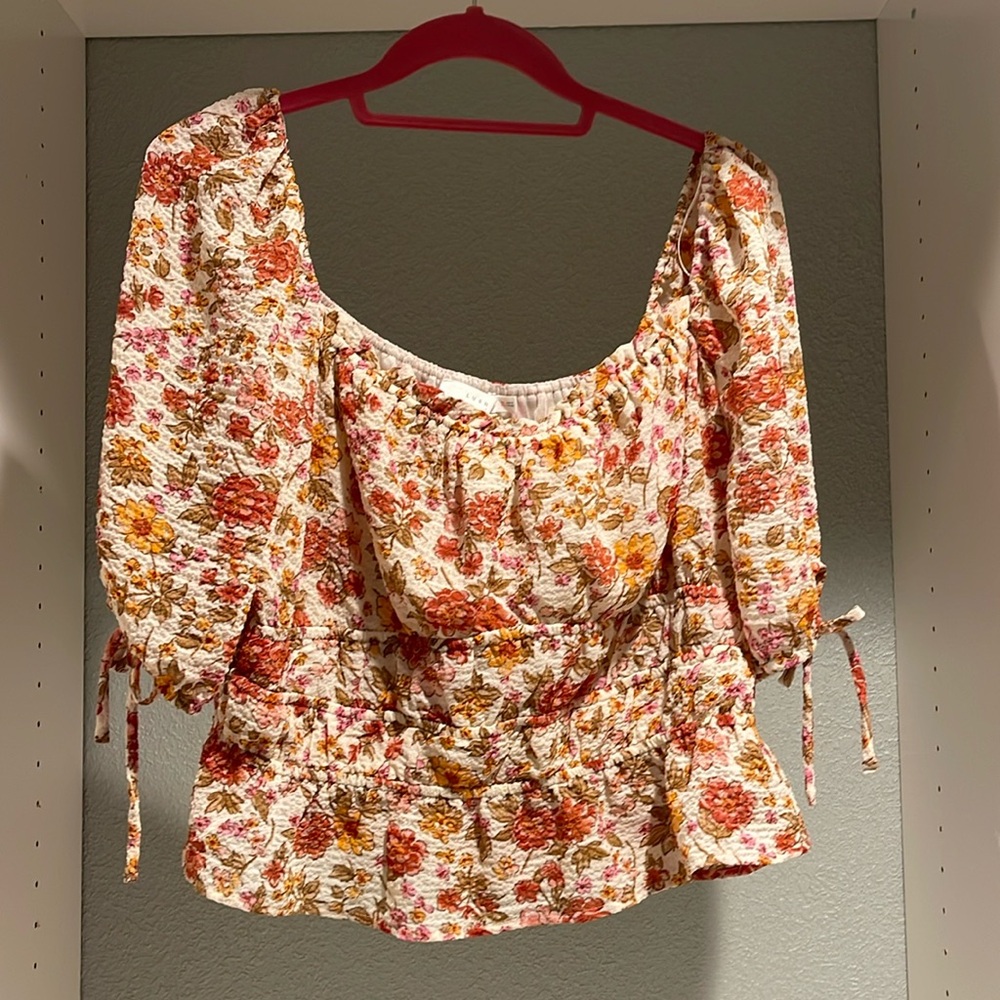 Lush Smocked Floral Puff Sleeve Top Size XL